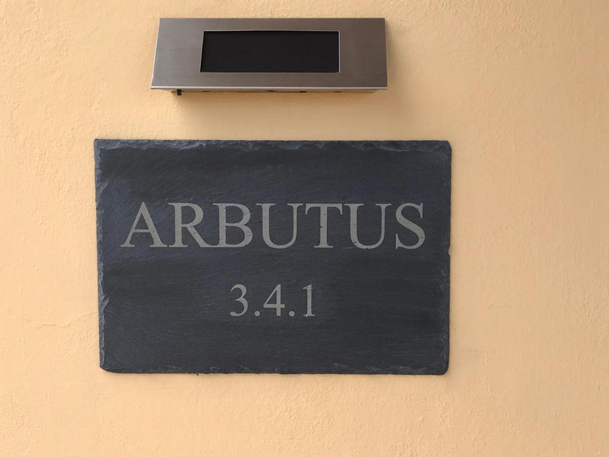 Arbutus - Relaxing Apartment With Fantastic Views Георгиуполис Экстерьер фото